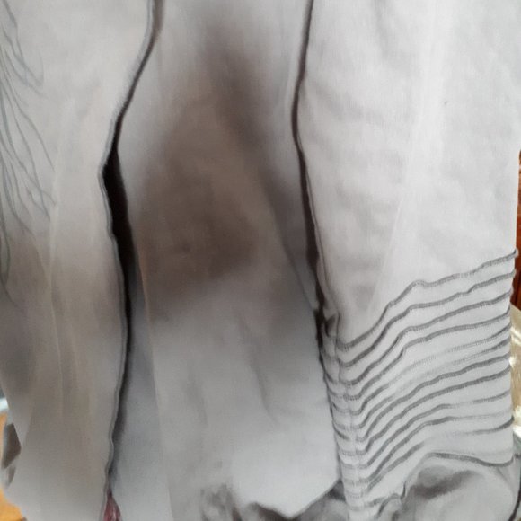 Tunic - 100% Cotton - Grey with Peacock feather design by Elfarrow - Picture 6 of 11